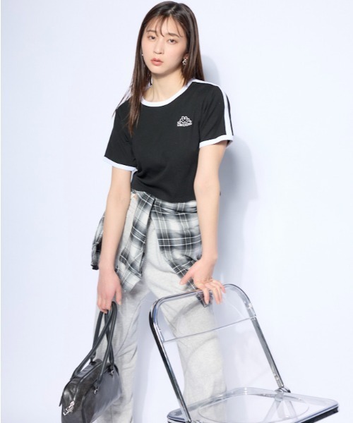 Kappa(カッパ)の「ワンポイント 半袖リンガーTシャツ(Tシャツ/カットソー・レディース・ホワイト/ブルー/ブラック・SMALL/MEDIUM/LARGE)」の5枚目の写真