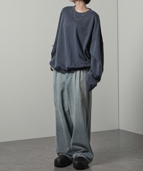 Alfred Alex(アルフレッドアレックス)の「【Alfred Alex】ヴィンテージメイクピグメントダメージパッチロゴスウェット(スウェット・メンズ・ブルー/ブラック/ワインレッド/チャコール/ブラウン・M/L)」の12枚目の写真