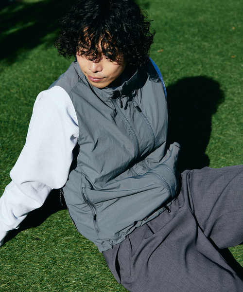 Snow Peak(スノーピーク)の「SNOWPEAK / スノーピーク 別注 Nylon Tussah VEST(Tシャツ/カットソー・メンズ・チャコールグレー/ブラック/カーキ・LARGE/MEDIUM)」の10枚目の写真