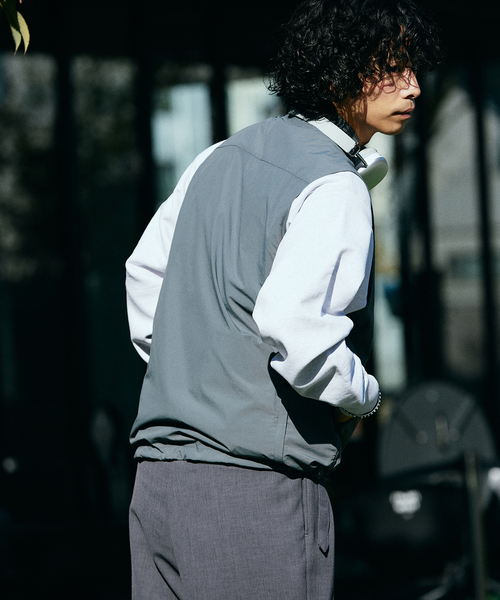 Snow Peak(スノーピーク)の「SNOWPEAK / スノーピーク 別注 Nylon Tussah VEST(Tシャツ/カットソー・メンズ・チャコールグレー/ブラック/カーキ・LARGE/MEDIUM)」の12枚目の写真