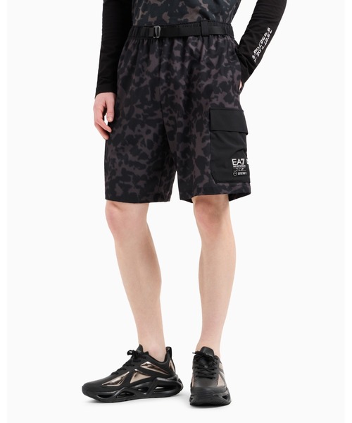 EMPORIO ARMANI EA7（エンポリオアルマーニイーエーセブン）の「【エンポリオ アルマーニ EA7】Visibility カーゴバミューダパンツ ストレッチテクニカルファブリック（その他パンツ・メンズ・グレー系・LARGE/MEDIUM/SMALL/X-SMALL）」の6枚目の写真