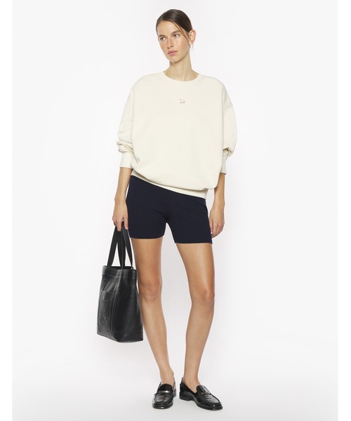 Maison Kitsune(メゾンキツネ)の「BABY FOX PATCH OVERSIZE SWEATSHIRT(スウェット・レディース・アイボリー・XL/L/M/S/XS)」の3枚目の写真