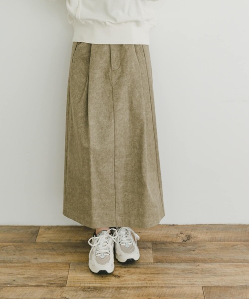 ITEMS URBANRESEARCH(アイテムズ アーバンリサーチ)の「ウエストタックスカート(スカート・レディース・ベージュ/グレー/ホワイト系その他・FREE)」の9枚目の写真