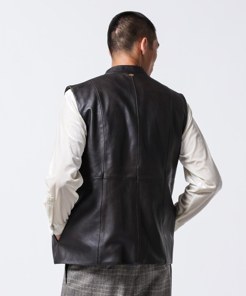 NANO universe（ナノユニバース）の「｢ASSEMBLANC｣ラムナッパレザージレ（ベスト・メンズ・ブラウン・M/L）」の6枚目の写真