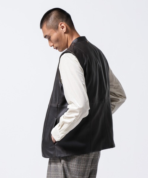 NANO universe（ナノユニバース）の「｢ASSEMBLANC｣ラムナッパレザージレ（ベスト・メンズ・ブラウン・M/L）」の5枚目の写真