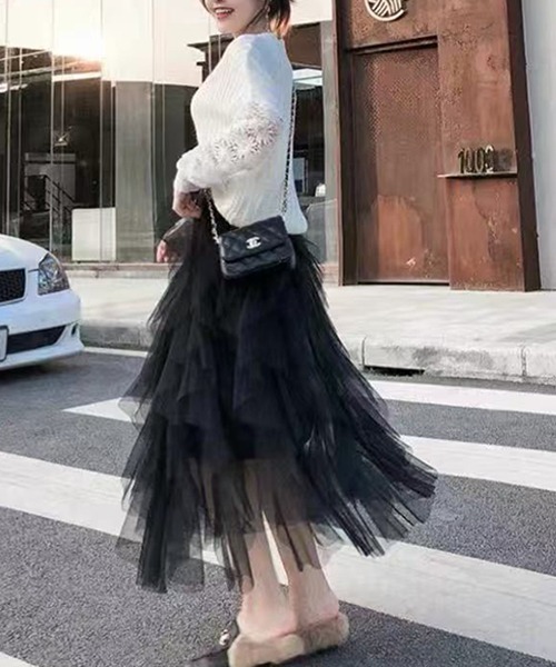 gossip!ロサンゼルス(ゴシップロサンゼルス)の「Y2K フリルスカート ロングカート(スカート・レディース・ブラック/ホワイト/ベージュ・FREE)」の9枚目の写真