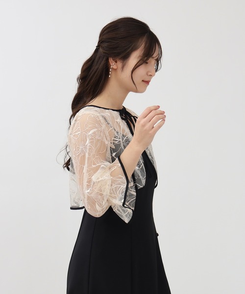 TRUDEA（トルディア）の「線描刺繍ボレロ×キャミワンピース（ドレス・レディース・ベージュ/ミント/ブルー・MEDIUM/LARGE）」の18枚目の写真