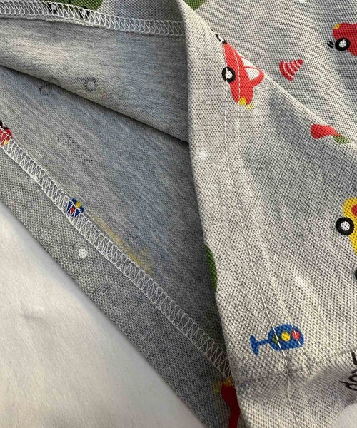 aimoha（アイモハ）の「【aimoha-KIDS-】乗り物柄ポロシャツ（ポロシャツ・キッズ・グレー/ホワイト・90/100/110/120/130）」の5枚目の写真