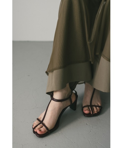 STYLEMIXER(スタイルミキサー)の「ナローストラップサンダル(サンダル・レディース・ブラック/シルバー/マジェンタ・SMALL/MEDIUM/LARGE)」の2枚目の写真