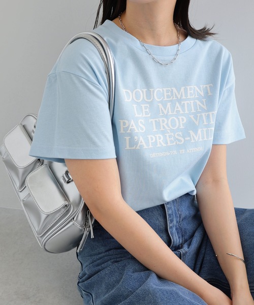 andme（アンドミー）の「フレンチロゴプリント半袖Tシャツ（Tシャツ/カットソー・レディース・オレンジ/サックスブルー/オフホワイト/グレー・M）」の17枚目の写真