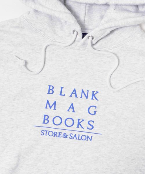 URBAN RESEARCH(アーバンリサーチ)の「BLANKMAG 3D BOOK SALON Hoodie(パーカー・メンズ・ブラック/グリーン/ライトグレー・X-LARGE/LARGE/MEDIUM)」の5枚目の写真