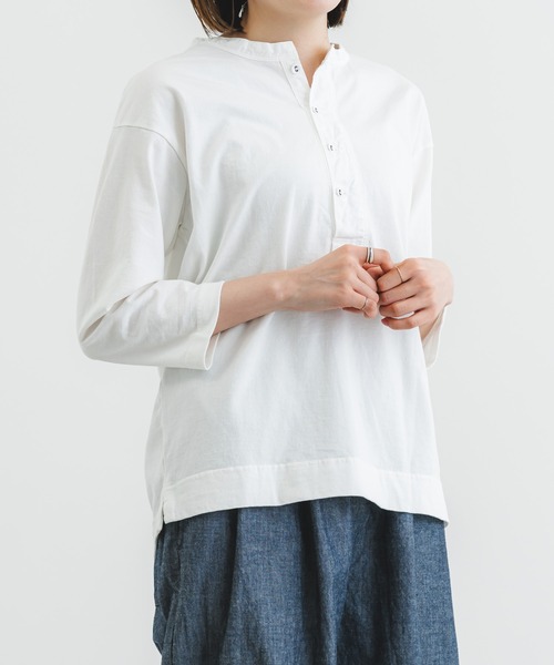 quadro（クオドロ）の「ドライ度詰天竺7分袖ヘンリーネックプルオーバー（Tシャツ/カットソー・レディース・オフホワイト/グレー/ダークネイビー・FREE）」の16枚目の写真