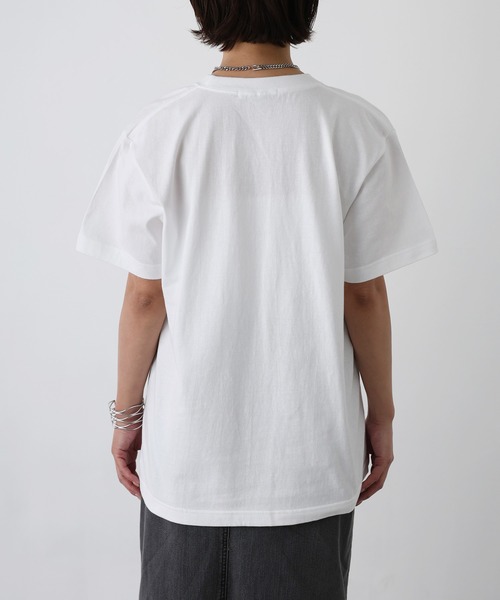 Floran(フローラン)の「Parfumロゴ半袖Tシャツ(Tシャツ/カットソー・レディース・ホワイト×シルバー/ブラック/ホワイト・MEDIUM)」の6枚目の写真