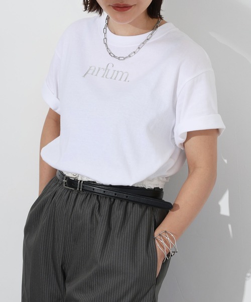 Floran(フローラン)の「Parfumロゴ半袖Tシャツ(Tシャツ/カットソー・レディース・ホワイト×シルバー/ブラック/ホワイト・MEDIUM)」の14枚目の写真