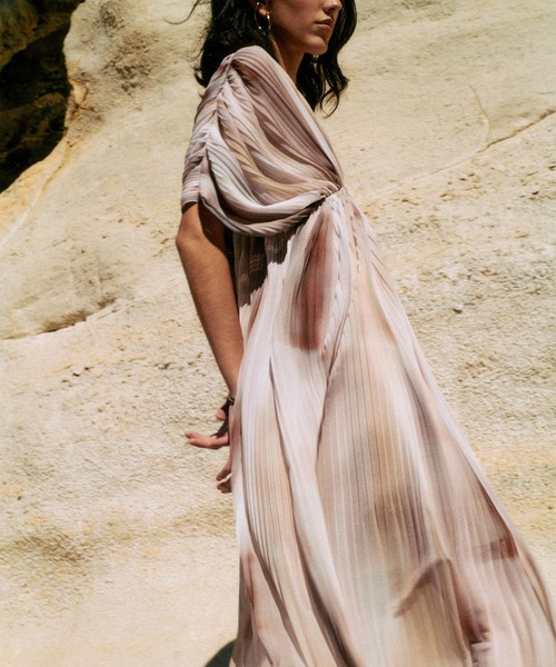 アブストラクトパターンワンピース ベージュ アニュアンス ※インナー無 アブストラクトパターンワンピース（ワンピース）｜anuans（ア