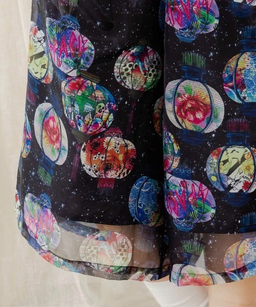 ScoLar（スカラー）の「ScoLar/スカラー　総柄オーガンジー ハーフパンツ（その他パンツ・レディース・ネイビー/ブラック・FREE）」の5枚目の写真
