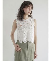 Flower crochet vest