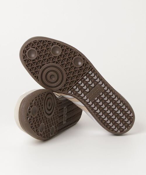 adidas Originals(アディダスオリジナルス)の「SAMBA OG W(スニーカー・レディース・ホワイト系その他・23.5cm/24.5cm/23.0cm/24.0cm/22.5cm/25.0cm)」の3枚目の写真