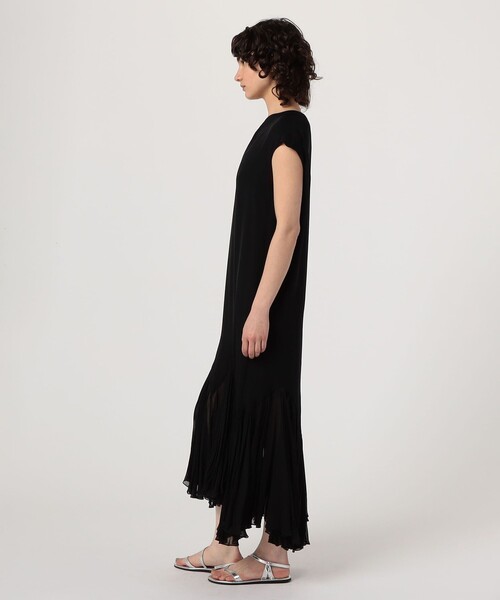 Khaite(ケイト)の「KHAITE HOBBS DRESS(ワンピース・レディース・ブラック・2)」の8枚目の写真
