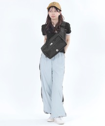 MARY QUANT（マリークワント）の「NEW ERA(R) × MARY QUANT3段ロゴ