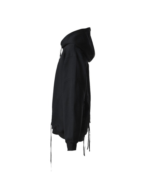 NACHE(ナチェ)の「SHIRRING HOODIE SWEAT SHIRT(パーカー・レディース・ブラック・SMALL/MEDIUM)」の3枚目の写真