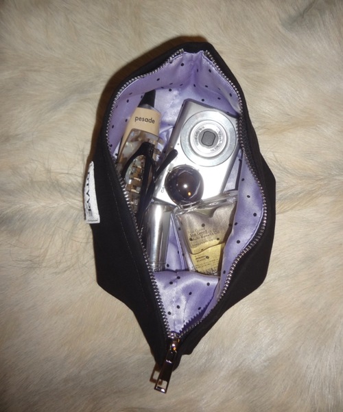 DTYYPE（ドタイプ）の「DTYYPEオリジナルポーチ（ポーチ・レディース・ブルー/ブラック/ブラウン・FREE）」の2枚目の写真