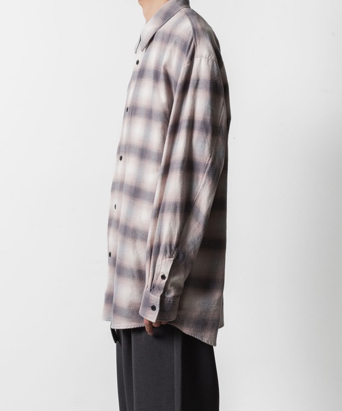 VEIN （ヴェイン）の「オーガニックコットン オンブレチェック L/S SHIRT / ORGANIC COTTON OMBRE CHECK L/S SHIRT（シャツ/ブラウス・メンズ・グレー・3/2/1）」の4枚目の写真