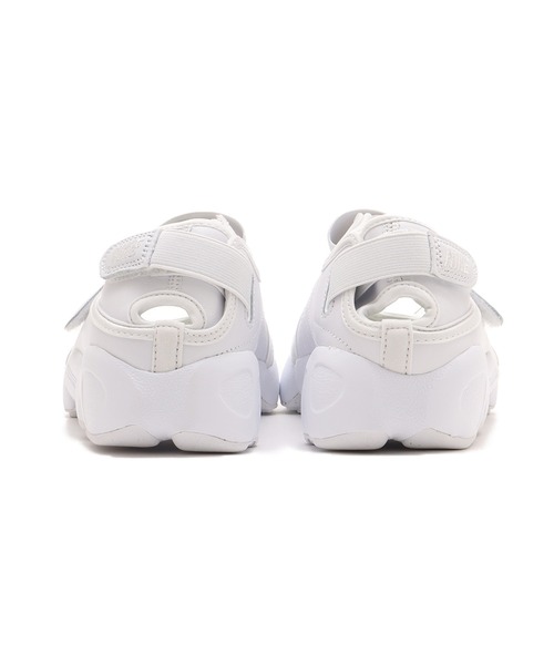NIKE（ナイキ）の「NIKE WMNS AIR RIFT / ナイキ ウィメンズ エア リフト 【SP】（スニーカー・レディース・ホワイト・23.0cm/28.0cm/27.0cm/26.0cm/25.0cm/24.0cm/29.0cm/22.0cm）」の3枚目の写真
