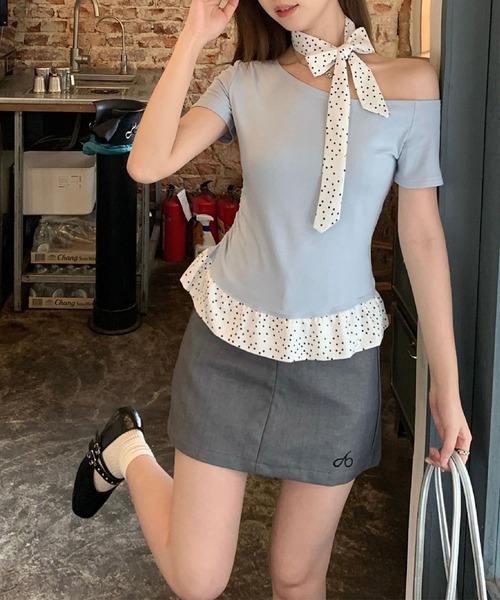 Jasmine Grandiflorum(ジャスミングランディフローラム)の「【Jasmine】ワンショルダードット柄フリルトップス (SS)(Tシャツ/カットソー・レディース・アイボリー/ブルー/グレー/ピンク・FREE)」の12枚目の写真