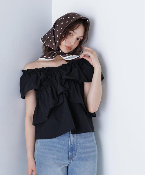 NATURAL BEAUTY BASIC(ナチュラルビューティーベーシック)の「◇クロスフリルギャザーブラウス(シャツ/ブラウス・レディース・オフホワイト/ワイン/ブラック・MEDIUM/SMALL)」の15枚目の写真