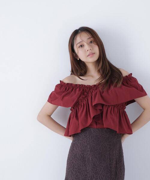 NATURAL BEAUTY BASIC(ナチュラルビューティーベーシック)の「◇クロスフリルギャザーブラウス(シャツ/ブラウス・レディース・オフホワイト/ワイン/ブラック・MEDIUM/SMALL)」の21枚目の写真