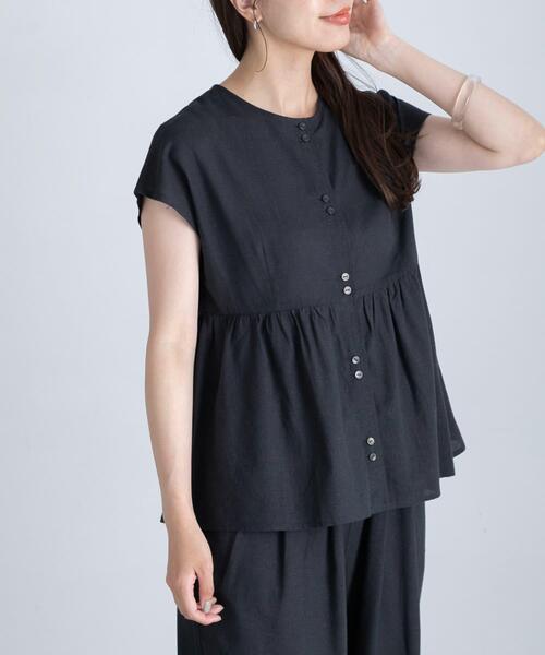 URBAN RESEARCH Sonny Label(アーバンリサーチサニーレーベル)の「『WEB/一部店舗限定』リネン混ペプラムセットアップ(ワンピース・レディース・ベージュ/チャコールグレー・FREE)」の3枚目の写真