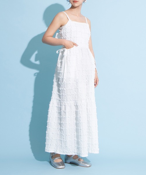 PUNYUS（プニュズ）の「リボンポケットフクレワンピース（ワンピース・レディース・サックスブルー/ホワイト/ブラック/イエロー・2/1/4/3）」の2枚目の写真