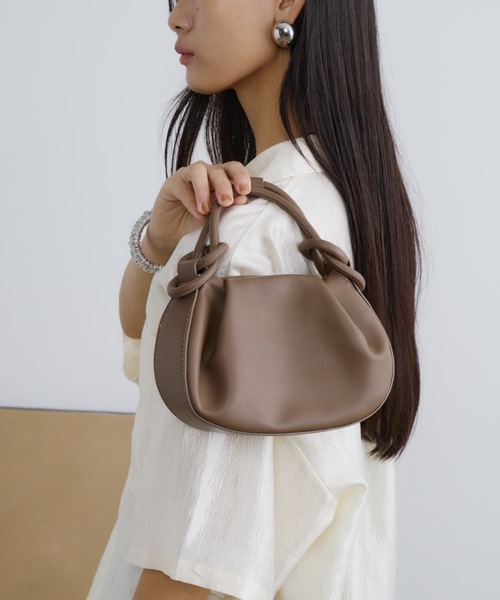 DFFUR.(ディフル)の「2wayショルダーエッグバッグ(ショルダーバッグ・レディース・ブラック/ブラウン・FREE)」の19枚目の写真