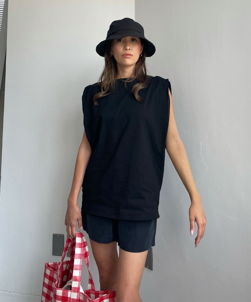 CHERI since1985(シェリ)の「ショルダータックノースリーブ(Tシャツ/カットソー・レディース・ブラック/オフホワイト/グリーン/スミクロ・FREE)」の12枚目の写真