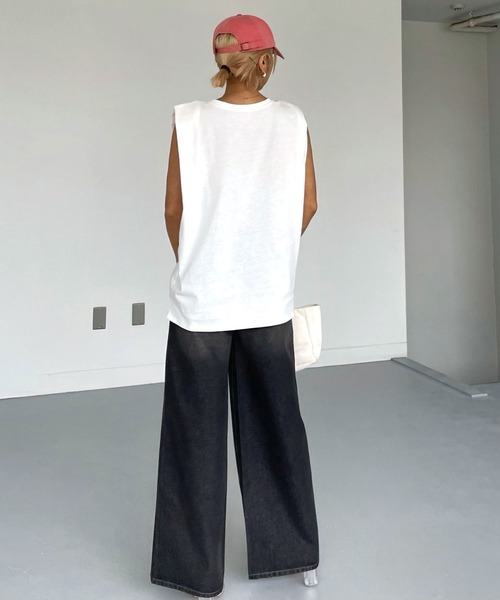 CHERI since1985(シェリ)の「ショルダータックノースリーブ(Tシャツ/カットソー・レディース・ブラック/オフホワイト/グリーン/スミクロ・FREE)」の14枚目の写真