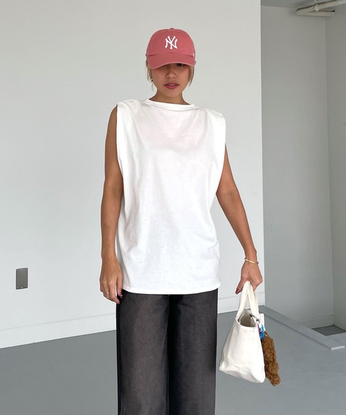 CHERI since1985(シェリ)の「ショルダータックノースリーブ(Tシャツ/カットソー・レディース・ブラック/オフホワイト/グリーン/スミクロ・FREE)」の20枚目の写真