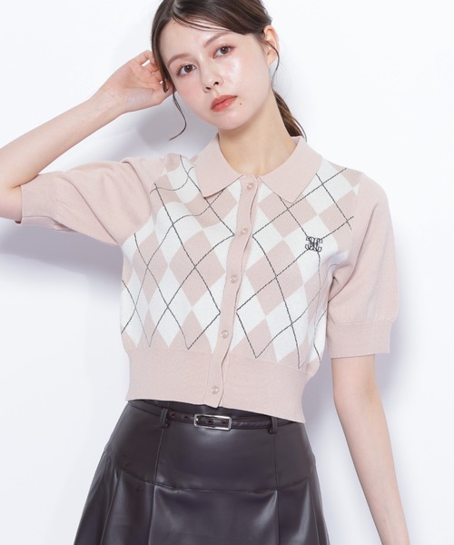 JILL by JILL STUART(ジルバイジルスチュアート)の「◇ポロ衿アーガイルニット(ニット/セーター・レディース・ピンク系その他/グレー系その他/レッド系その他・FREE)」の1枚目の写真