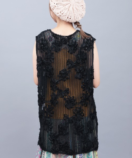 チチカカ（チチカカ）の「フラワーメッシュレースベスト（ベスト・レディース・ホワイト/ブラック・FREE）」の6枚目の写真