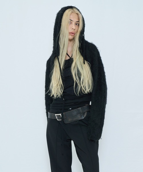 VIAVANDA（ヴィアヴァンダ）の「2WAY HOODED MUFFLER KNIT（ニット/セーター・レディース・レッド/アイボリー/ブラック・FREE）」の16枚目の写真