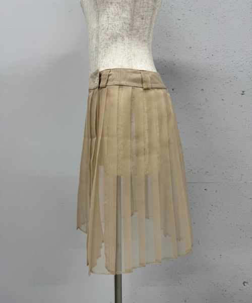 PROVOKE （プロヴォーク）の「SHEER PLEATS SKIRT（スカート・レディース・ベージュ・FREE）」の4枚目の写真