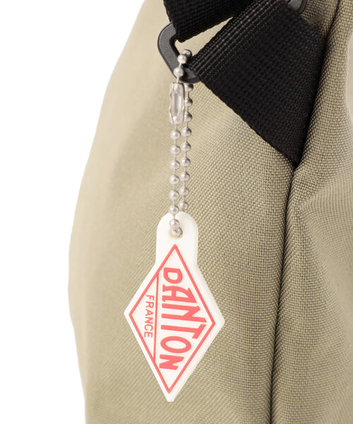 DANTON（ダントン）の「CORDURA CANVAS SHOULDER BAG〈MONTSOURIS〉（ショルダーバッグ・レディース・ダークグレー/ブルー系その他/グレイッシュベージュ/ブラック/ブラウン系その他/オフホワイト・-）」の16枚目の写真