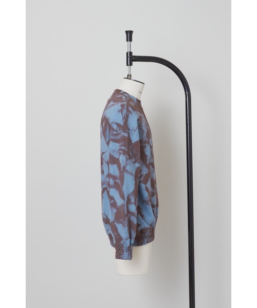 SHINYAKOZUKA（シンヤコヅカ）の「OVERDYED CREW NECK（スウェット・メンズ・ブラウン系/ネイビー×ホワイト/ブルー系その他・X-LARGE/LARGE/MEDIUM/SMALL/X-SMALL）」の5枚目の写真