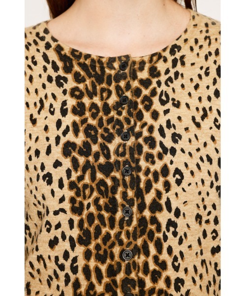 SLY（スライ）の「COMPACT LEOPARD C/D コンパクト レオパード カーディガン 秋服（カーディガン/ボレロ・レディース・ベージュ系その他/ブラック系その他2・FREE）」の6枚目の写真
