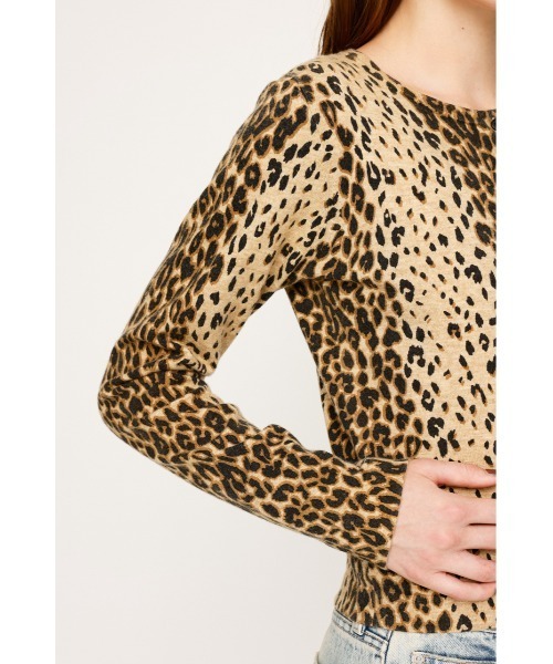 SLY（スライ）の「COMPACT LEOPARD C/D コンパクト レオパード カーディガン 秋服（カーディガン/ボレロ・レディース・ベージュ系その他/ブラック系その他2・FREE）」の7枚目の写真