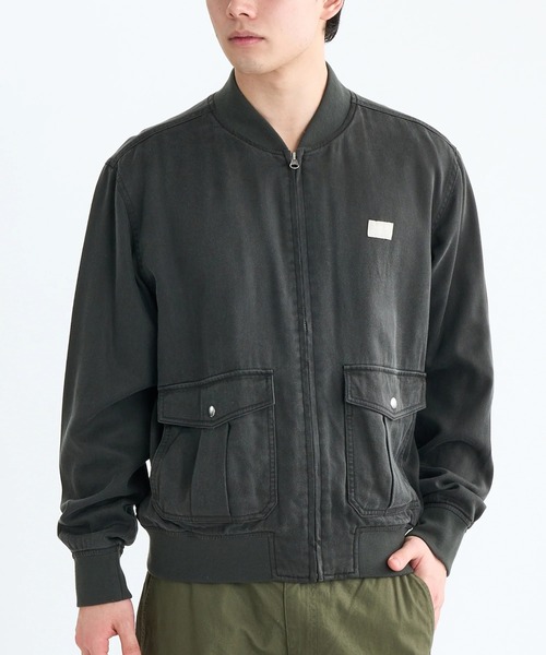 RVCA(ルーカ)の「RVCA メンズ VACANCY BOMBER 2 JACKET ジャケット 【2025年秋冬モデル】/ルーカショート丈ボンバージャケット(MA-1・メンズ・ブラック・SMALL/LARGE/X-LARGE/MEDIUM)」の1枚目の写真