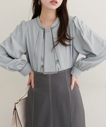 フェラガモ Lサイズ ボウタイ グリーン 緑 ブラウス シャツ フェラガモ Lサイズ ボウタイ グリーン 緑 ブラウス シャツ