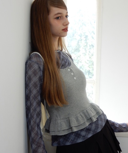 Birthday room(バースデイルーム)の「カップ付きフリルビスチェ/frilled bustier with cups(キャミソール・レディース・グレー/レッド/ネイビー・FREE)」の10枚目の写真