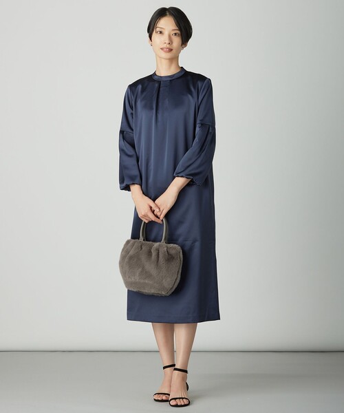 J.PRESS Ladies（J.プレス レディス）の「ノーブルサテン ワンピース（ドレス・レディース・ネイビー系/黄土色系/ベージュ系・S/XS）」の9枚目の写真