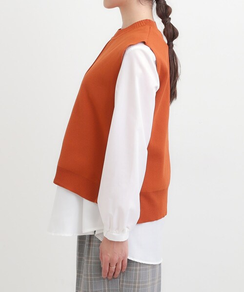 DRESKIP（ドレスキップ）の「【S-LL/2点セット】着回し自在 ニットベスト＋フレアブラウス（ニット/セーター・レディース・ダークブラウン/ベージュ/オレンジ/チャコールグレー/ブラック・01/02/03/04）」の20枚目の写真
